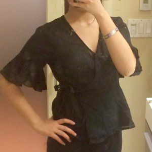 SOLD ON DEPOP Old Navy Black Kimono Linen Wrap Top
